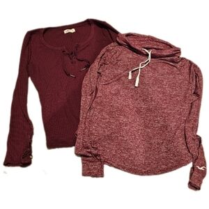 2 Hollister stretchy maroon tops Medium